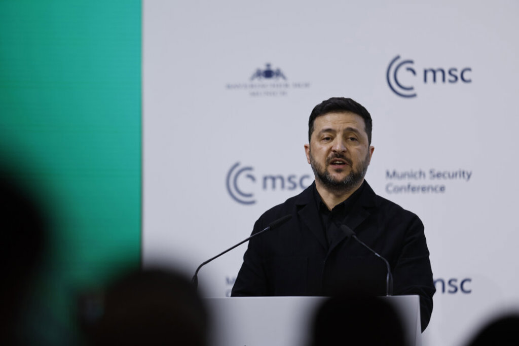 Зеленски заяви, че САЩ „твърде често" очакват от Украйна да прави отстъпки в мирните преговори с Русия