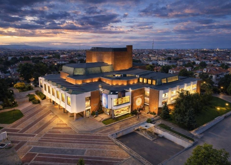 Бургаски солисти представят вокален концерт за Деня на хумора и сатирата 1 4a1487c1 979e 4168 993d f6612d226bdd