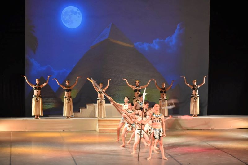 „Балетът в операта“ – пламенни изпълнения в Държавна опера – Бургас 2 4b05018c-a437-4ad5-bab6-901bfdea82e7.jpg