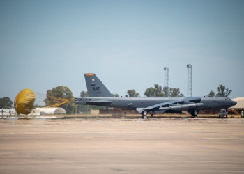 Доналд Тръмп заяви, че САЩ ще прекъснат търговските си отношения с Испания, след като страната им отказа достъп до испански военни бази 4 Тръмп заяви, че САЩ ще прекъснат търговските си връзки с Испания, след като страната отказа достъп до своите военни бази