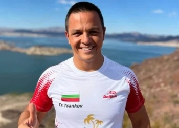 Плувецът Цанко Цанков стана шампион на планетата в Оулу, Финландия 10 Български триумф в ледените води: Цанко Цанков е световен шампион в Оулу, Финландия