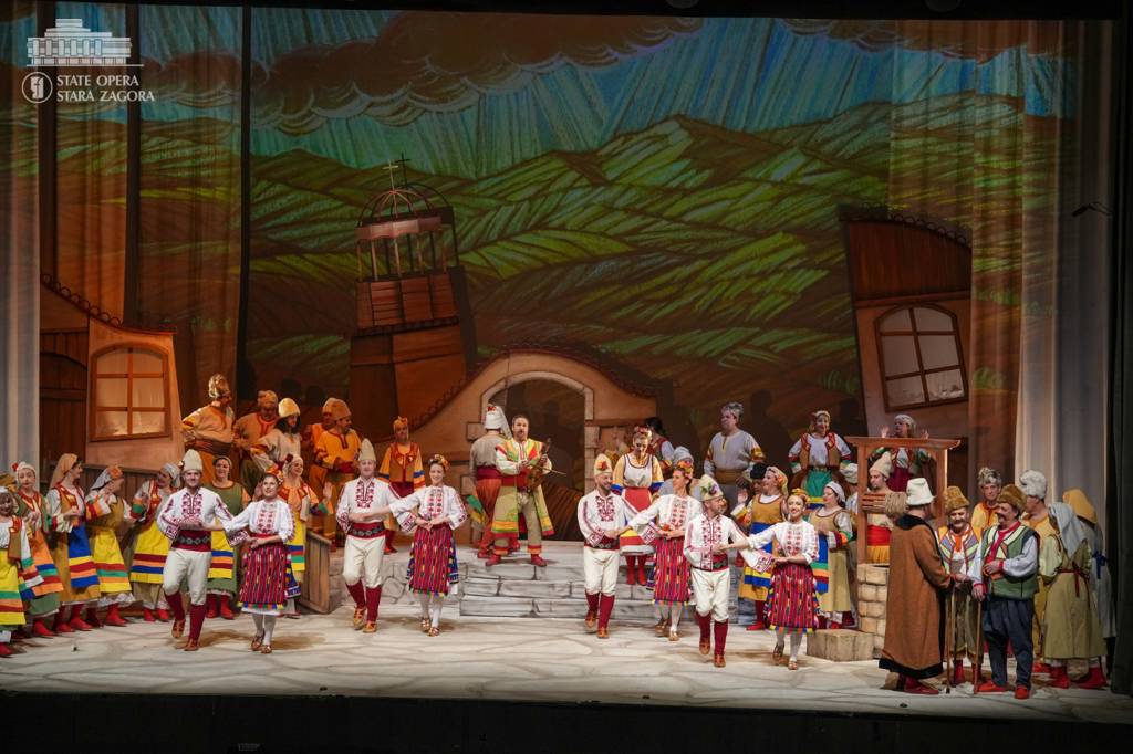 „Луд гидия“ от Парашкев Хаджиев – отново на сцената 2 e9129b34-2060-4488-93c7-780a84b50074.jpg