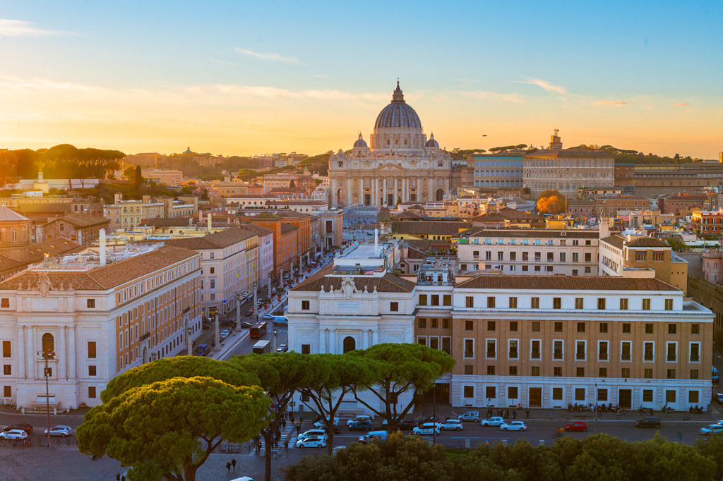 По стъпките на Караваджо в Рим 9 Ватикана, независима град-държава в пределите на Рим, е духовният и административен център на Римокатолическата църква. (Sean Pavone/Getty Images)