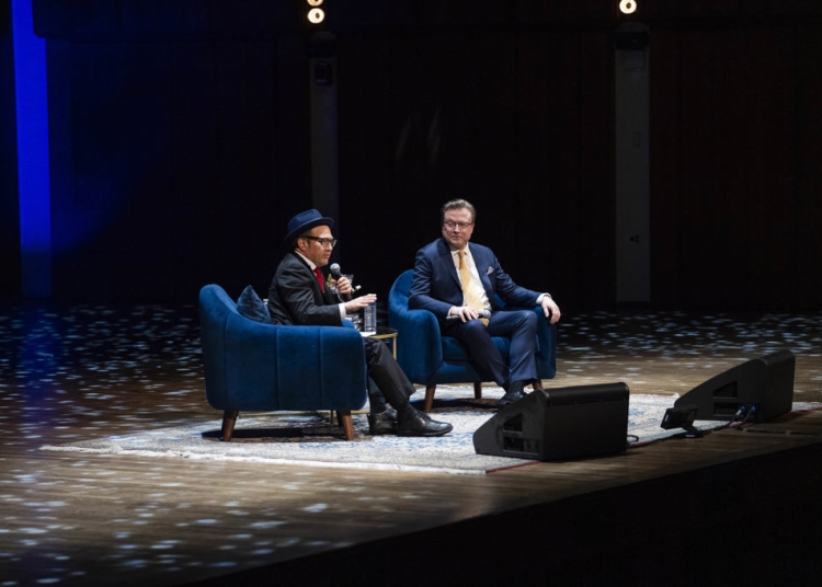 Новата книга „Убит по поръчка" дава тласък на движението срещу ККП