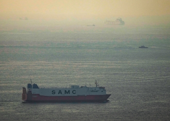 Иран отхвърли опита на Китай да действа като посредник и да осигури свободното преминаване на товарни кораби 2 Иран отхвърли предложението на Китай да действа като посредник и да гарантира безопасното преминаване на товарни кораби, твърдят вътрешни източници