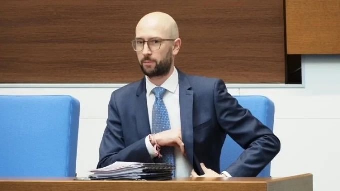 Георги Клисурски отчита един месец от работата си като министър на финансите в служебния кабинет