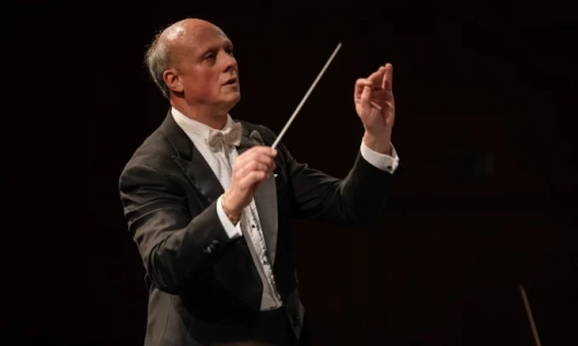 Маестро Григор Паликаров разказва за премиерата на операта „Евгени Онегин“ в Държавна опера – Русе