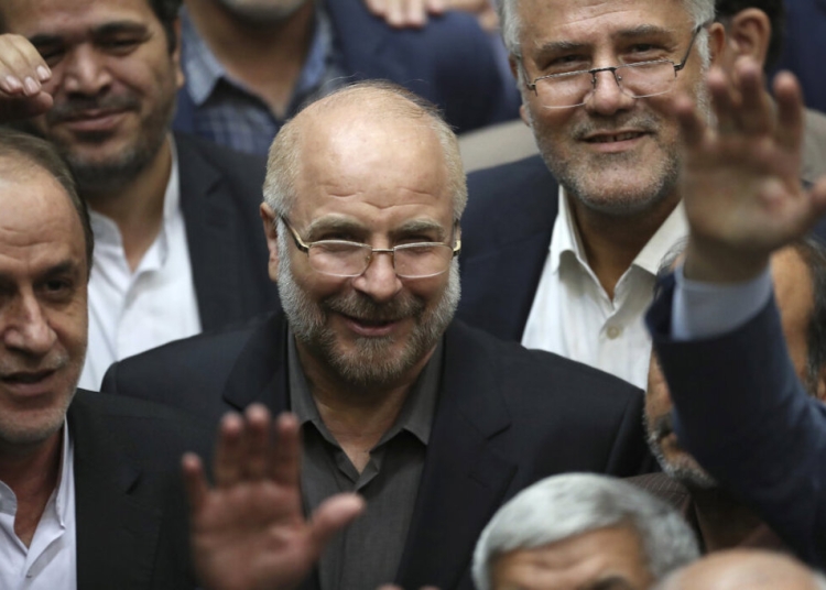 Говорителят на иранския парламент заяви, че Техеран ще отвърне на удара, ако САЩ започнат война срещу инфраструктурата му