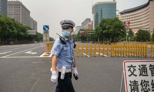 Протести избухват в цял Китай, докато режимът затяга мерките за сигурност и ограничава използването на дронове