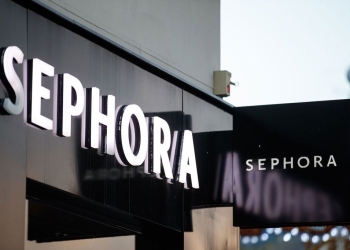 Италия разследва Sephora и Benefit заради „коварен" маркетинг на козметични продукти, насочен към непълнолетни 3 Италия разследва Sephora и Benefit заради „коварен" маркетинг на козметика, насочен към непълнолетни