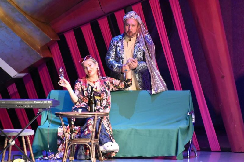 „Севилският бръснар“ носи настроение в Бургаската опера 5 75caea9f-1893-41a5-afa8-21ea33918ba6.jpg