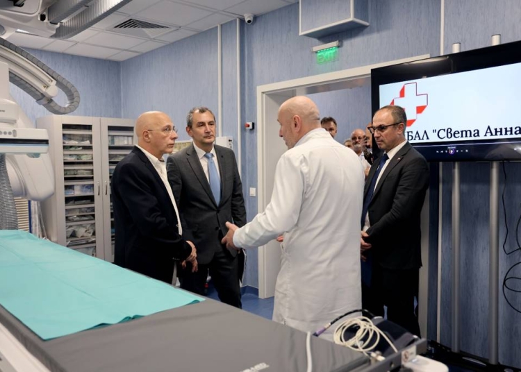 Първият у нас център за диагностика и лечение на мозъчно-съдови заболявания – открит в УМБАЛ „Света Анна“ в София 1 dfbbec09 b3a5 4dc6 baa7 6de444dd0ed4