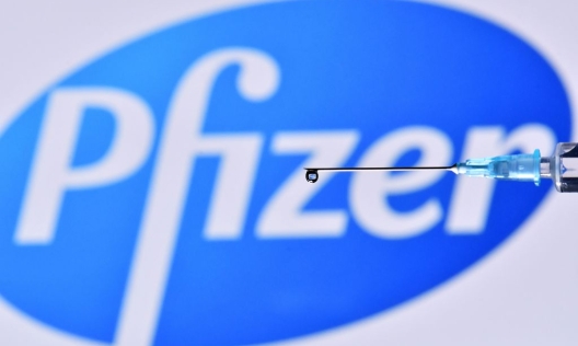 Полша и Румъния са осъдени да платят на Пфайзер 2,2 милиарда долара за COVID ваксини