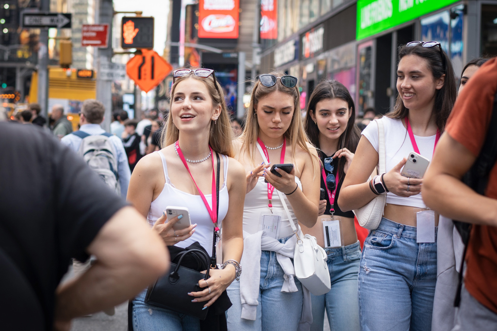 Връщането на децата към четенето на книги 2 image-6010024