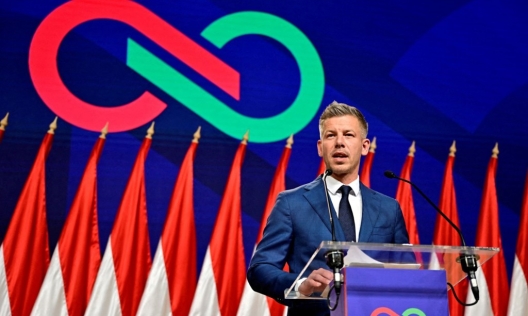 Новото унгарско правителство обеща да разсекрети архивите на тайната полиция от комунистическото минало