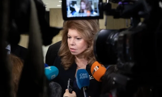 Президентът Илияна Йотова: Подписването на споразумение с Украйна от служебния кабинет е неадекватно