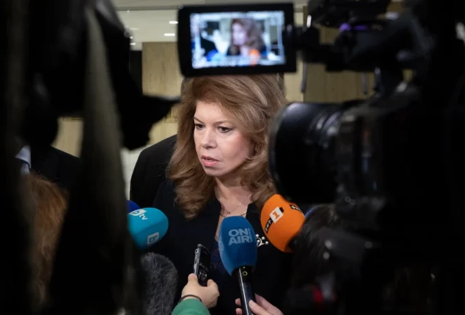 Президентът Илияна Йотова: Подписването на споразумение с Украйна от служебния кабинет е неадекватно 4 image 2026 04 04 105941034