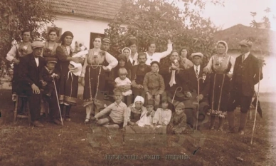 Великден в спомени на Вита Зарина, родена през 1911 г. в с. Перник 1 Великден в спомени на Вита Зарина, родена през 1911 г. в с. Перник