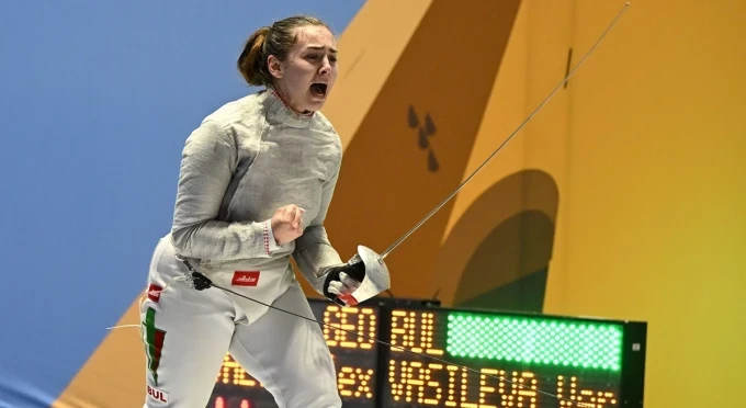 След златото на Вероника Василева, женският ни отбор на сабя завоюва бронзово отличие 3 veronika vasileva