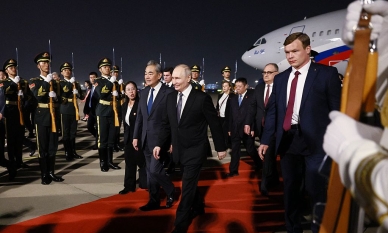 Основната цел на посещението на Путин в Китай беше да събере информация за срещата на върха между Тръмп и Си, твърди вътрешен източник