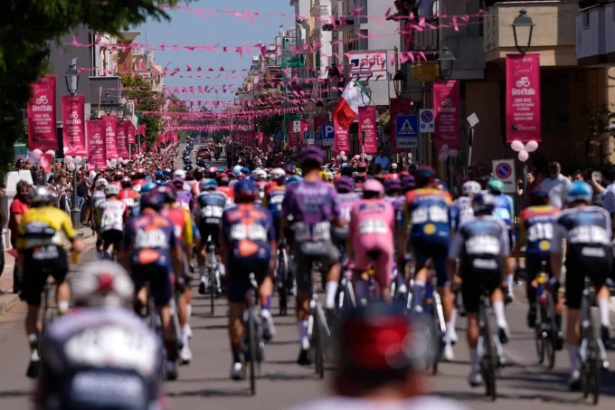 София отброява дните до историческото домакинство на Giro d’Italia с богата тридневна програма 2 image 3