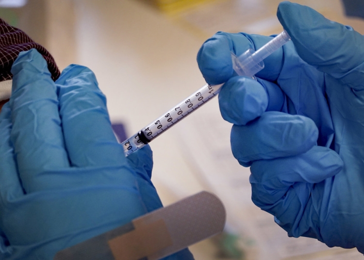 Проучване за ваксината срещу COVID-19, блокирано от списанието на CDC, беше публикувано 1 Проучване за ваксината срещу COVID-19, блокирано от списанието на CDC, беше публикувано