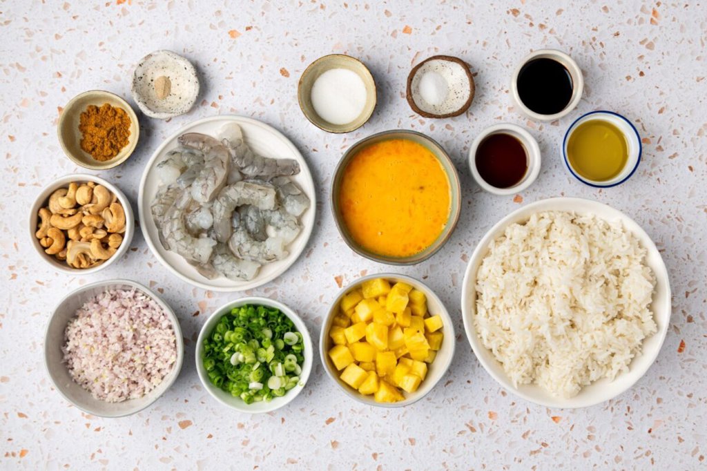 pineapple fried rice 01 1 1536x1024 1 1