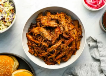 Дърпано свинско месо, лесно приготвено в домашна фурна 3 id6069083 pulled pork 18 1536x1024 1 vs 1080x720 1