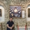 Мартин Пантелеев: „Per aspera ad astra“ - през мрака, към светлината – това е посланието на тази изложба 19 Цигуларят и композитор Мартин Пантелеев по време на представяне на Изложбата „Изкуството на Джън-Шан-Жен“ в Културен център "Двореца" в Балчик (1-15 май, 2026)