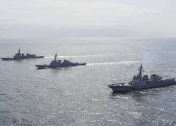 Тръмп нареди на Пентагона да намали съвместните военни учения с Южна Корея 8 Тръмп нареди на Пентагона да намали съвместните военни учения с Южна Корея