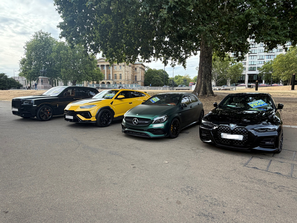 Лондонската полиция конфискува автомобили на стойност 10 милиона долара само за един уикенд по време на акция срещу антисоциалното шофиране 3 Превозни средства, иззети от Метрополитън полицията в Лондон между 7 и 9 август. (С любезното съдействие на Метрополитън полицията)