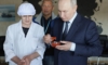 Япония протестира, докато Путин посети спорните острови 11 Япония протестира, докато Путин посещава спорните острови