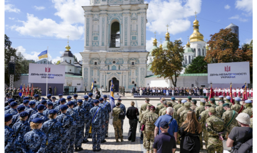 Украйна иска мир, но няма да капитулира, заяви Зеленски