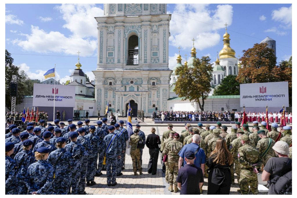 Украйна иска мир, но няма да капитулира, заяви Зеленски