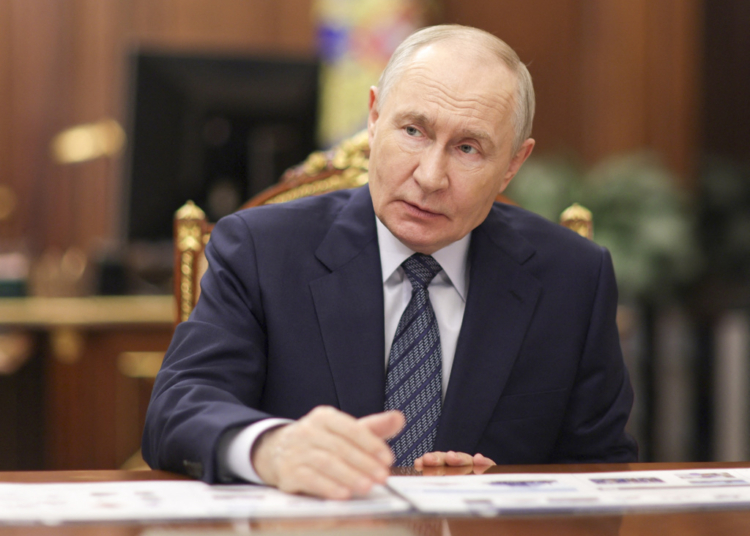 Путин заяви, че има шанс за мирно споразумение в Украйна и иска да възстанови пълните отношения със САЩ