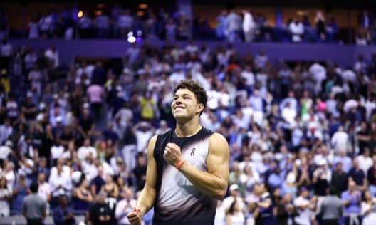 Шелтън се изправи срещу Зверев на финала на US Open в опит да сложи край на 23-годишната суша за американците в турнирите от Големия шлем