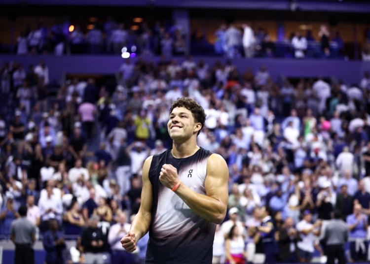 Шелтън се изправи срещу Зверев на финала на US Open в опит да сложи край на 23-годишната суша за американците в турнирите от Големия шлем