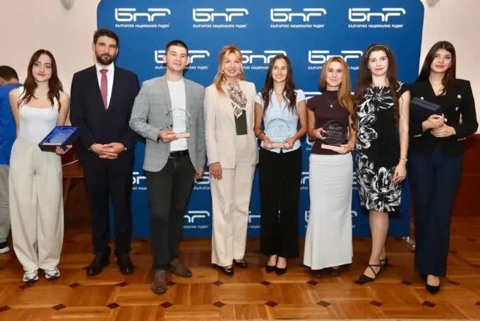 Младите българи зад граница остават важна връзка с родината 2 img 7186