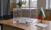 България гласува за нов петгодишен президентски мандат 1 bulgarian ballot box in morning light 1