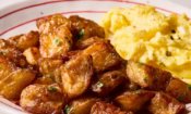Хрупкави картофи за закуска с ароматни подправки 5 id6099947 entree potatoes 20261005 1080x720 1