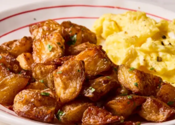 Хрупкави картофи за закуска с ароматни подправки 2 id6099947 entree potatoes 20261005 1080x720 1