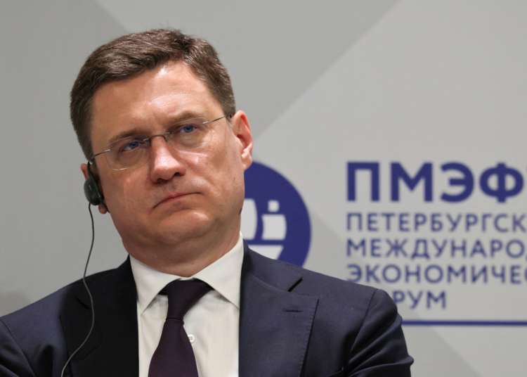 Украинска атака с дронове подпали голяма руска петролна рафинерия 1 Украински удар с дрон подпали голяма руска петролна рафинерия