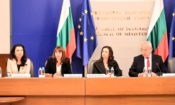 Минималната заплата в България може да достигне 660 евро през 2027 г. 3 Снимка: Министерство на труда и социалната политика